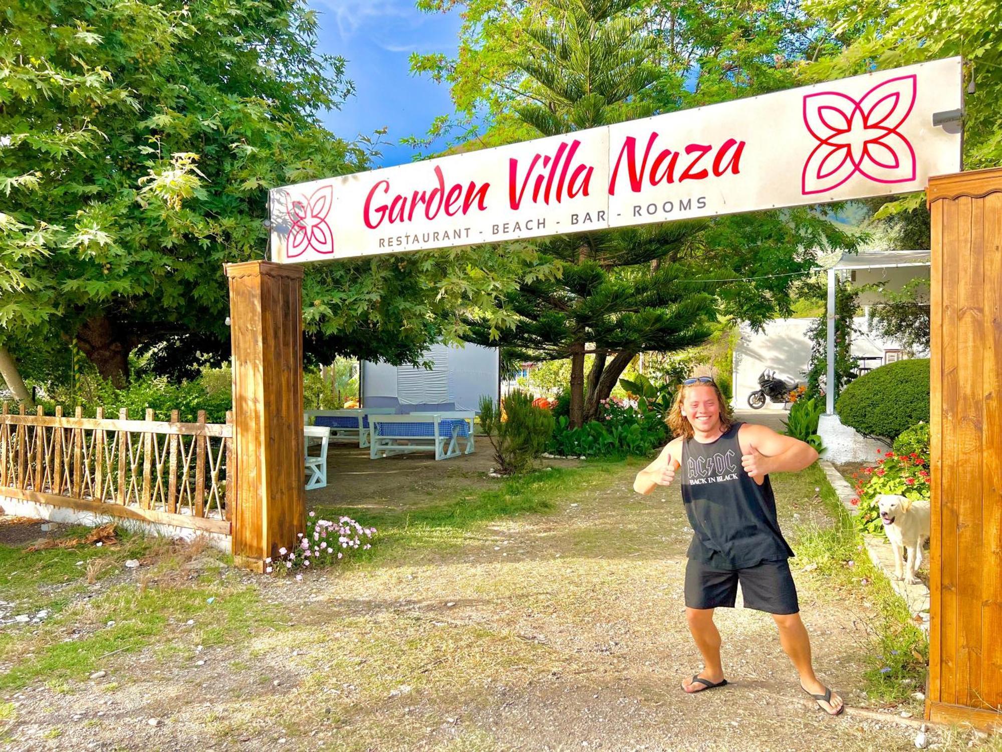 Garden Villa Naza Piqeras Exterior foto
